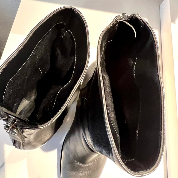 Aldo booties in black leather size 7 ❤️ - Picture 7 of 10
